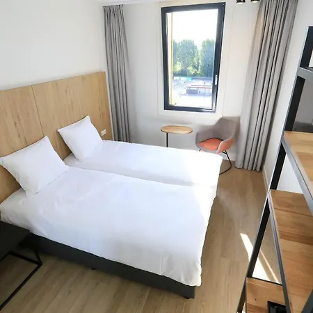 Fletcher Rotterdam-airport Hotel 3*
